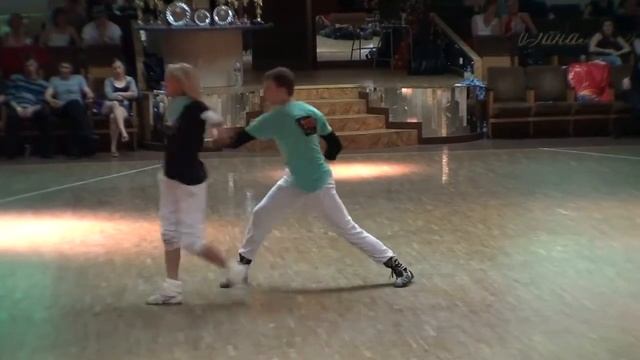 Корнеев  Женя -  Карева Ника, Slow