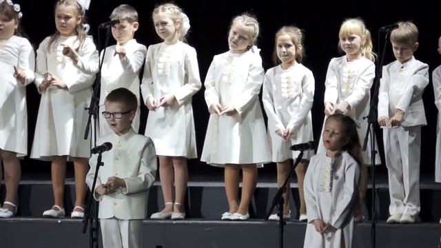 Сибирята, младший хор - Мажор и Минор смотреть онлайн