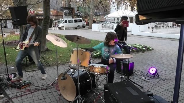 Геленджик Жека Петровский соло смотреть онлайн