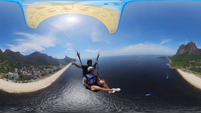 VR | 4K Francesca flying Paragliding in Rio de Janeiro смотреть онлайн