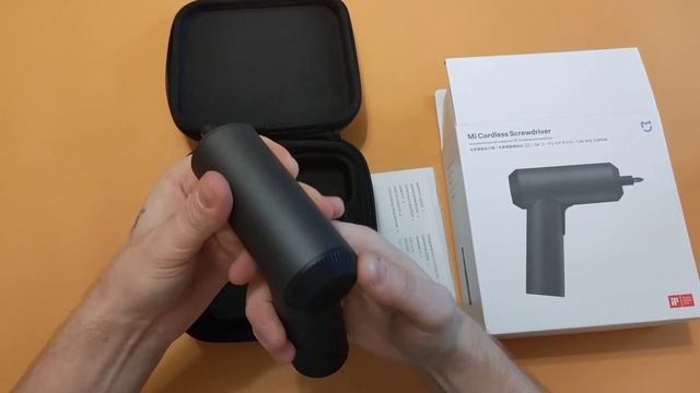 Аккумуляторная отвёртка Xiaomi смотреть онлайн