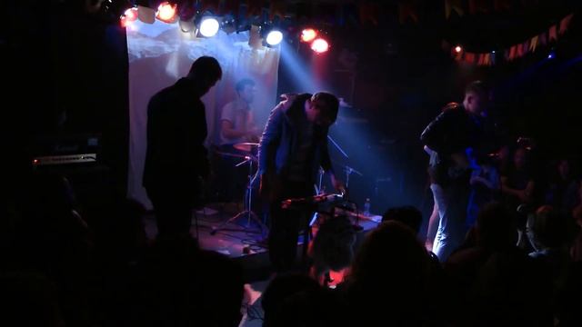 Motorama - Bear (live in Athens 04-04-2011) HQ смотреть онлайн