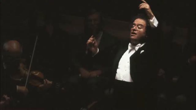 Wagner Tristan und Isolde смотреть онлайн