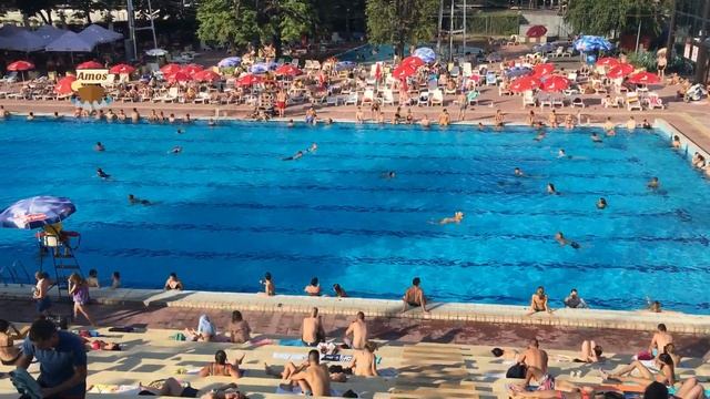 Tasmajdan swimming pool - Belgrade, Serbia смотреть онлайн