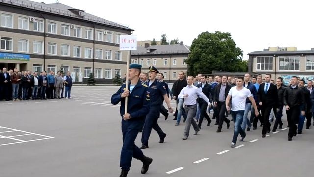 126 выпуск 10 лет спустя 1 батальон поет песни 17 Июня 2017 г. смотреть онлайн