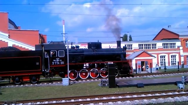 Паровоз ЭР 774-38 Подмосковная парад паровозов 06.08.2016 смотреть онлайн