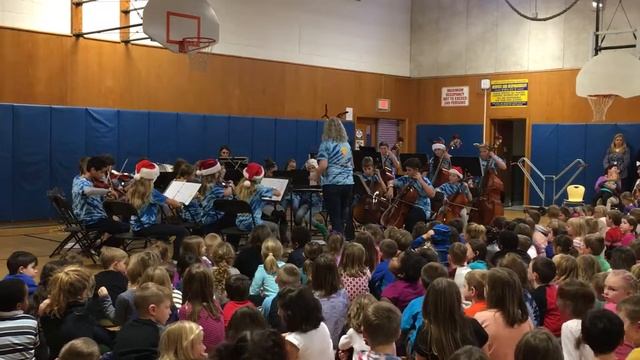 East Hill Elementary Jazzy Jingle смотреть онлайн