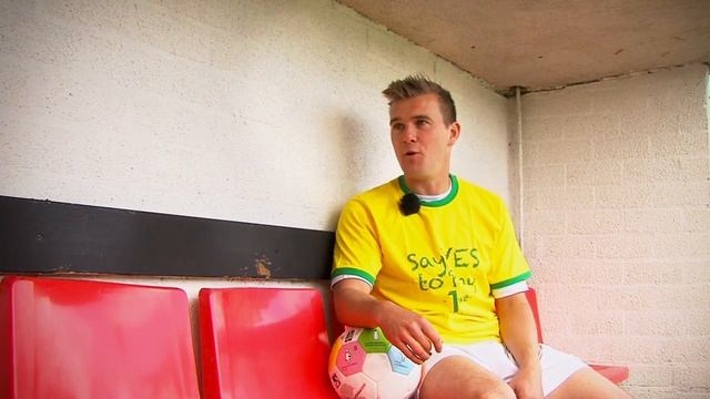 JOEP VAN DEN OUWELAND - FC OSS WORDT @1WE SPORTAMBASSADEUR смотреть онлайн