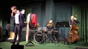 Эльдар Трамов - Песенка про любовь карапета (Дом-музей Вахтангова, Владикавказ)