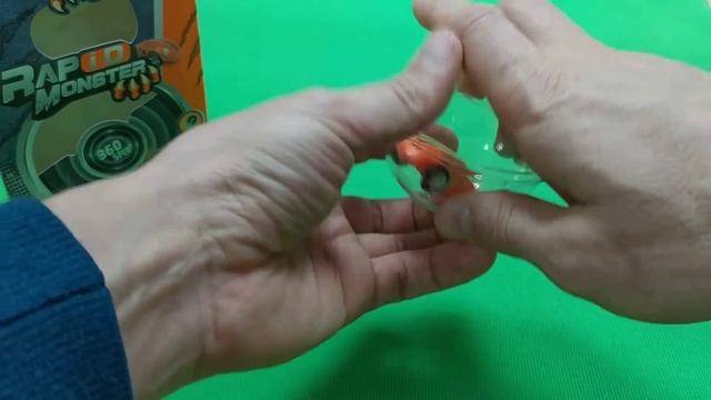 Машинка в шаре Rapid Monster, обзор смотреть онлайн