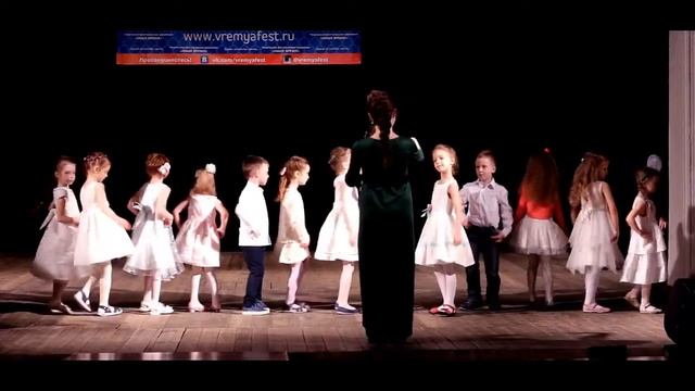 Ансамбль "Нотки" - Заиграла дудочка смотреть онлайн