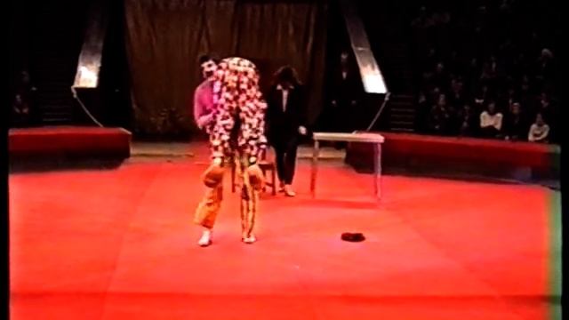 Днепропетровск, 1997, Последняя встреча с Игорем Кио (2 часть) смотреть онлайн