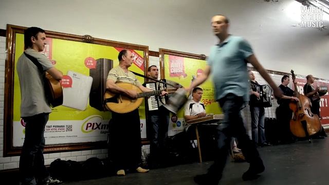 Paris Metro Music : То не ветер ветку клонит (Russian Song) HD смотреть онлайн