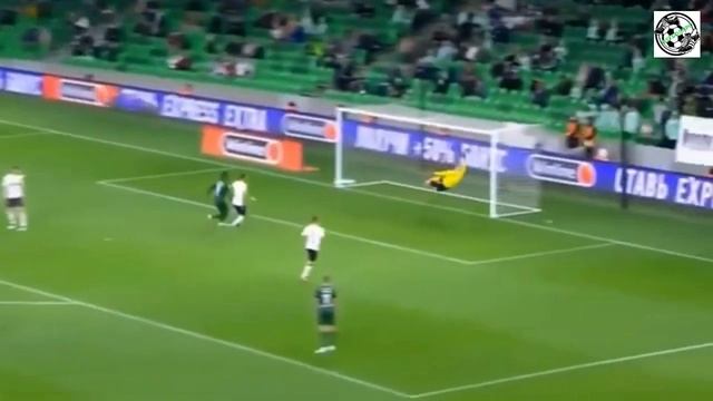 Эдуард Сперцян, полузащитник думающий на поле смотреть онлайн