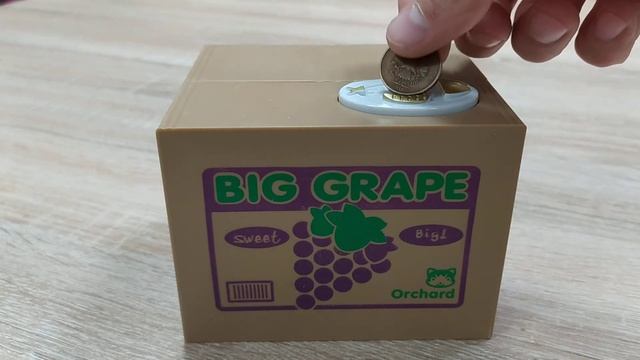 Интерактивная копилка Кот-Воришка смотреть онлайн