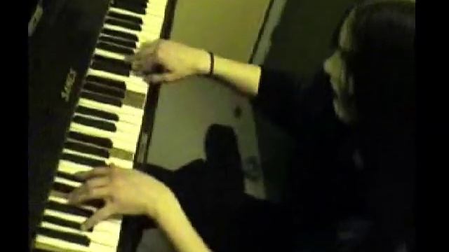 Mustis Piano Solo смотреть онлайн