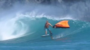 Wingfoiling Naish Waves (slo-mo) вингфойл 2024 зима