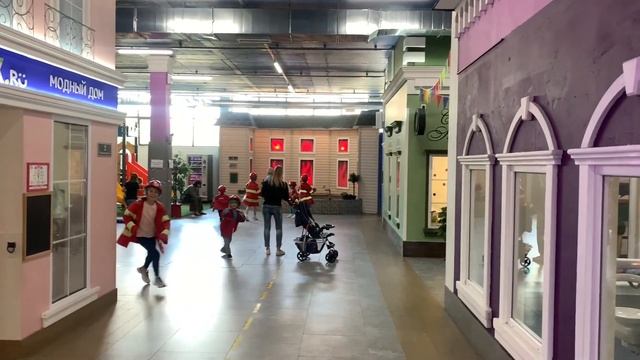 Дети работают в Kidsberg в Калининграде | 02.08.2023