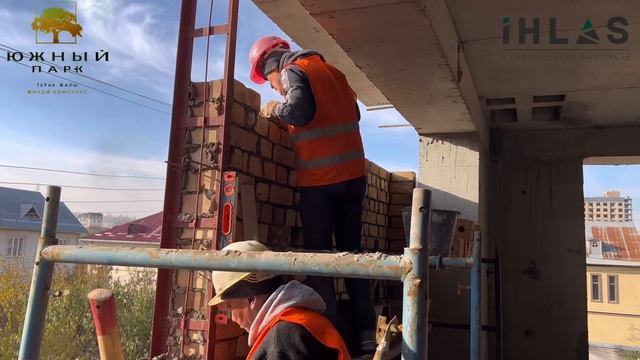 Южный парк/Ош/Ихлас курулуш компаниясы/Мыкты турак жайда куурулуш кызуу жүрүүдө😎 смотреть онлайн