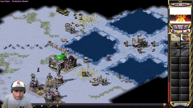Red Alert 2 - 4 Players Free for All Multiplayer Gameplay смотреть онлайн