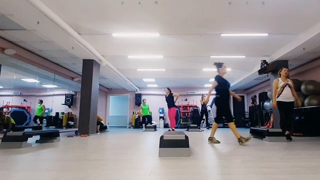 ИНТЕРВАЛЬНАЯ ТРЕНИРОВКА НА СТЕПЕ / КАРДИО ТРЕНИРОВКА ГРУППОВАЯ ТРЕНИРОВКА ЦЕЛОЕ ЗАНЯТИЕ смотреть онлайн