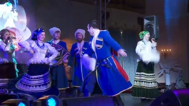 Распрягайте хлопцы кони Московский Казачий Хор смотреть онлайн