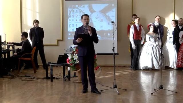 Выставка "Искусство посещения театра: 100 лет истории женских сумочек и аксессуаров от 1850 до 1950 смотреть онлайн