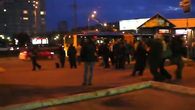 Троллейбусы Киева в дни без маршруток. Kiev Trolleybuses - Киев-12.03, ЮМЗ Т2 смотреть онлайн