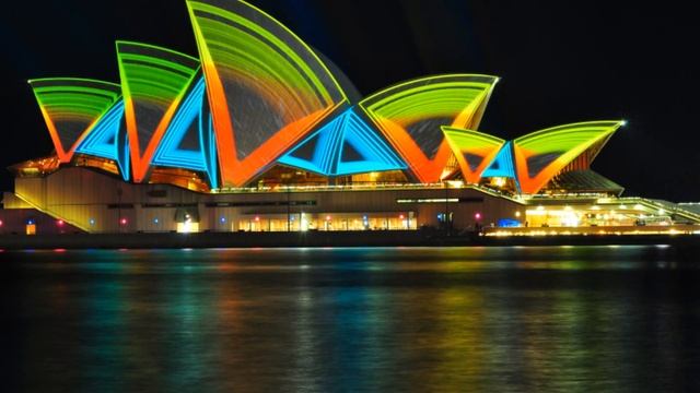 Sydney Opera House Light Show VIVID SYDNEY 2011