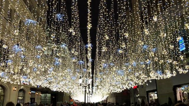 Новый Год 2018, Никольская улица, Москва, январь 2018 смотреть онлайн