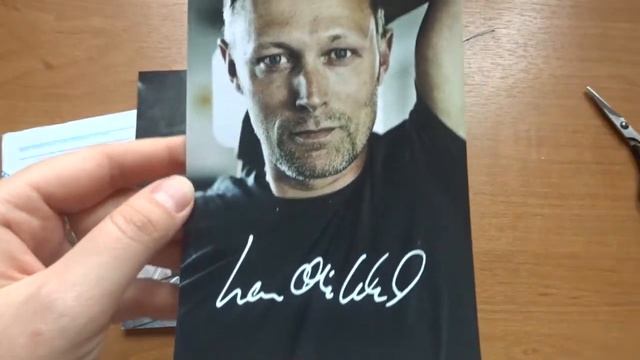Автограф Ларса Миккельсена (Lars Mikkelsen) смотреть онлайн
