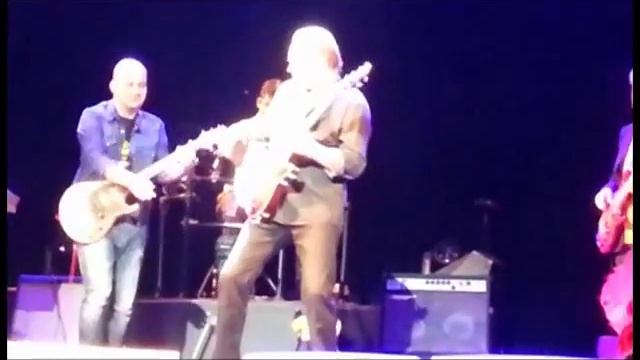 Wicked Monkey and Svitlana Bolbot in Moscow Театр Эстрады song STAY OR GO 2013 смотреть онлайн