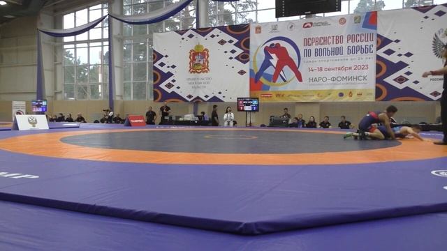 Тамерлан Гобозов (РСО-Алания) - Уйгулаан Иванов (Саха-Якутия) смотреть онлайн