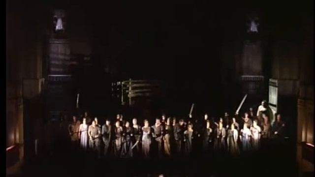 05.- Norma (Bellini) - Coro Guerra! Guerra! - ActoII -  Coro AT Calderón -  TC080315