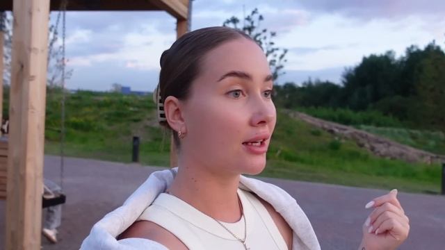 БОЛЬШОЙ VLOG ИЗ ПИТЕРА С ПОДРУЖКОЙ: ПАРАДНЫЕ И ДВОРЫ, МУЗЕЙ КОФЕ, ДОМ ПАВЛОВА, КОРКИНСКОЕ ОЗЕРО смотреть онлайн