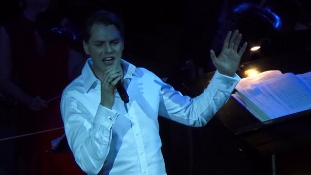 Иван Ожогин - "Mack the Knife" (from the Threepenny Opera) смотреть онлайн