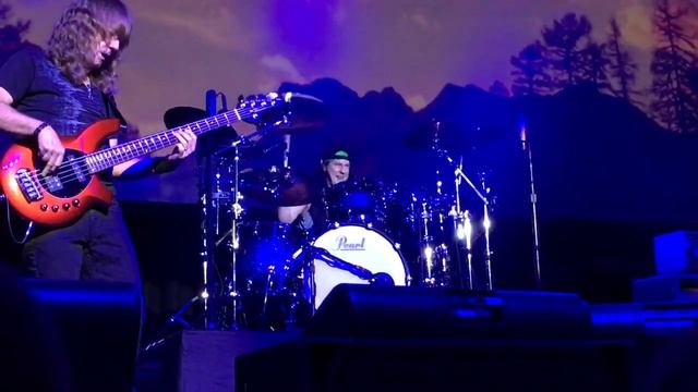 G3 - John Petrucci, Mike Mangini and Dave LaRue смотреть онлайн