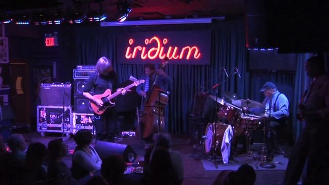4 Generations of Miles Mike Stern, Sonny Fortune, Buster Williams, Jimmy Cobb смотреть онлайн