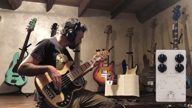 DarkGlass Super Symmetry Vs. Hyper Luminal [Bass Demo] смотреть онлайн