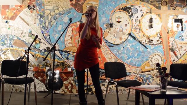 Gaja Kolenc - Kdo še verjame (Nina Pušlar cover) - Poezija na martinovo 2016 смотреть онлайн