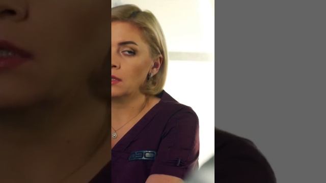 Просто я устала с живыми работать. След Момент смотреть онлайн