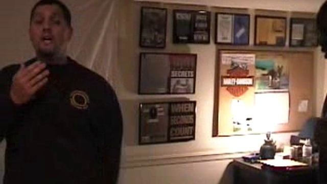 Мастер Освобождения - Как Противостоять Захватам, Болевым и Удушениям смотреть онлайн