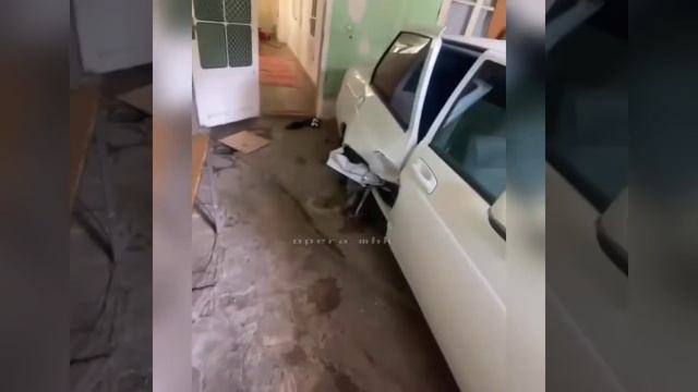 ОПЕРА НАВОДЯТ СУЕТУ смотреть онлайн