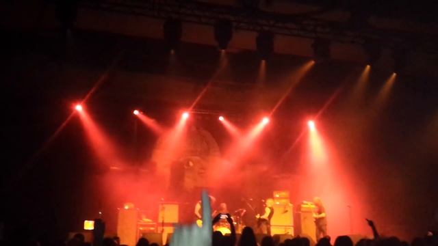 Chris Adler plays for Corrosion of Conformity смотреть онлайн