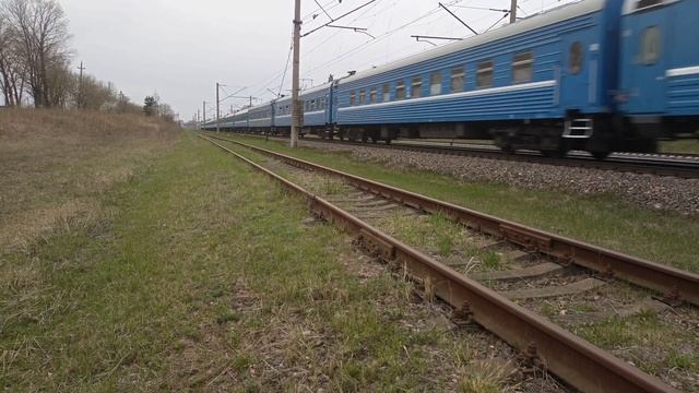 ЧС4Т с поездом #52 Брест-Санкт-Питербург проследует ст. Жодино смотреть онлайн