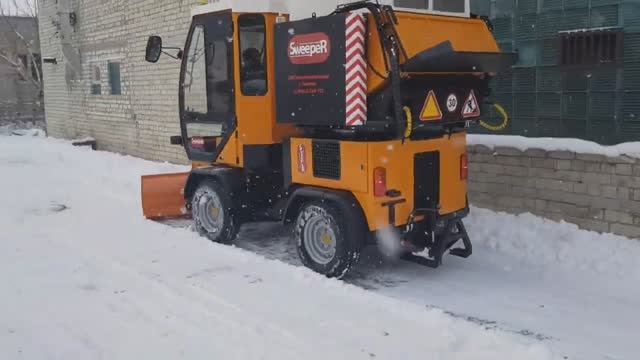Коммунально уборочная машина с отвалом для уборки снега Sweeper ММК 1500 - КИИТ смотреть онлайн