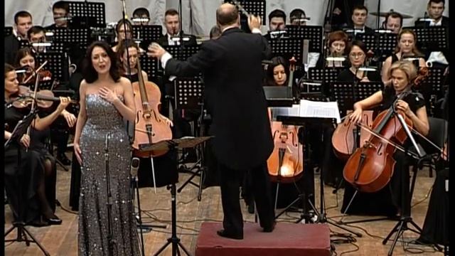 Opera Arias , Overtures and intermezzi смотреть онлайн