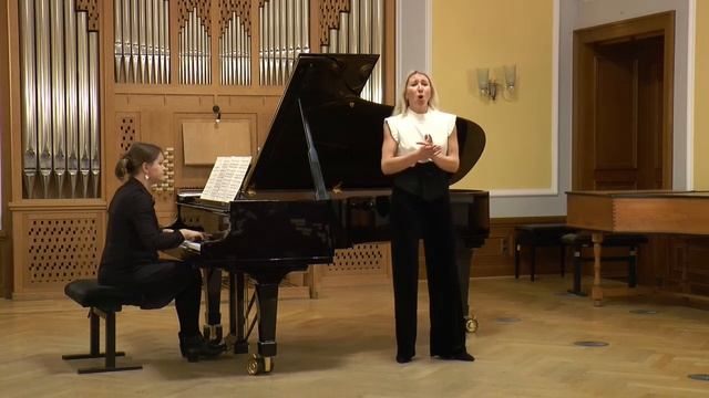 A.Ponchielli Cieca's Aria "Voce di donna" N.Zelyankova (Mezzo) V.Gajevska (Klavier) смотреть онлайн