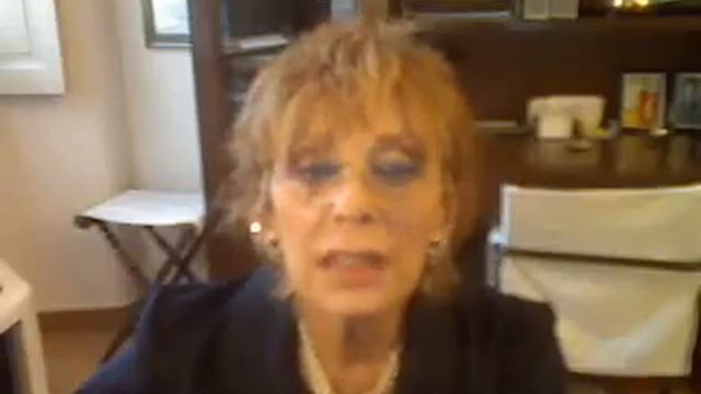 Chiazze di poesia L'iride dell'amore смотреть онлайн