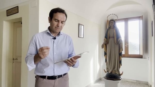 Padre Pio profetizza ai collegiali: "6 saranno sacerdoti, 6 usciranno, due moriranno" смотреть онлайн